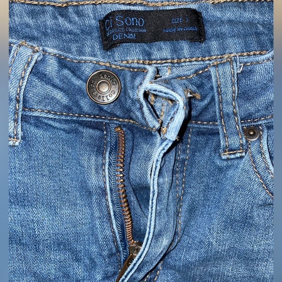 *FASHION NOVA * - Picture 2 of 3